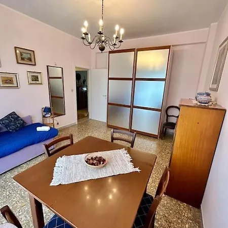 Apartment Nero's *
